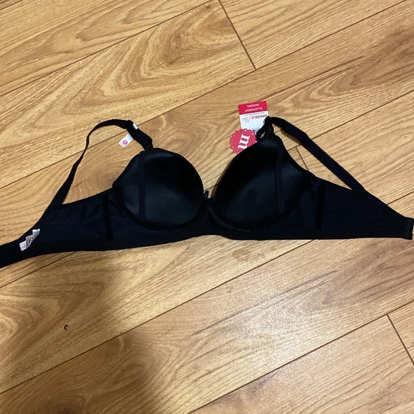 Black Nursing Bra *Brand New* - Picture 2 of 2